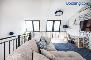 Summit Stay - Penthouse with Parking for Two - Image 3