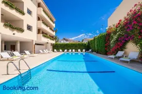 BRESSOL DELUXE Apartments - Image 4