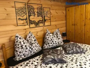 Zelený ostroff Treehouse - Image 2