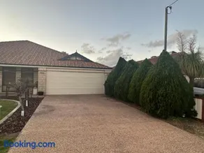 Country Oasis on Evans Street - Image 3