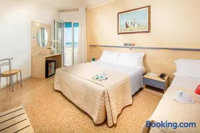 Hotel Condor - Image 3