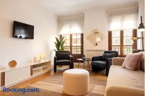 Apartamento Retiro II en Madrid Capital - Image 2