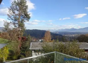 Haus mit Traumhaften Ausblick - Image 2