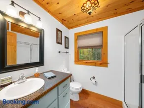 Gated neighborhood - Hot Tub & Fire Pit - Image 4