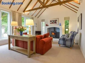 Little Barn Cottage - Image 2