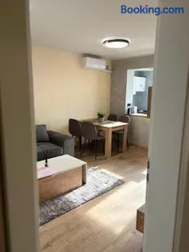 Urban Apart - Image 5