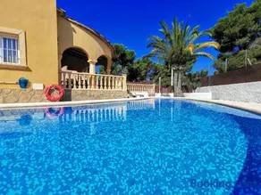0302 - Villa Pera - Image 1