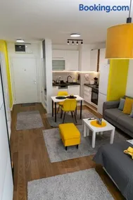 The Golden Sixth, Garden View Niš, Planet Residence Free Parking - Image 5