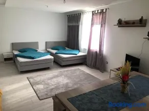 Suite BELLA 2 - Image 1