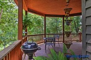 Cozy Scottsville Cottage w/ River Views & Gazebo! - Image 2
