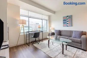 Third at Third Str Apartment #510 2 Bedrooms 2 Bathrooms Condo - Image 2