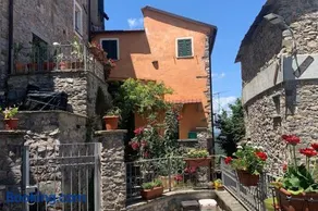 Il castello di Corvara alle CINQUE TERRE - Image 1