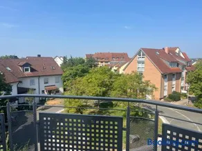 Kleines Dachzimmer mit Balkon - Image 1