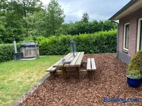 Eendje 2 I Luxe recreatiewoning met hottub - Image 3