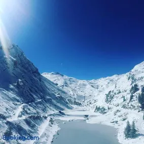 Penthouse Apartment 28m² in Avoriaz right next to 3 ski lifts, lake view - Image 1