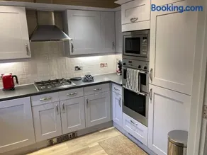 Magnet Cottage - Image 3