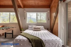 PNW AFrame - Hot tub with view and AC - Image 3