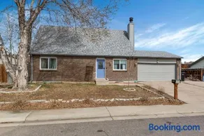 Chic Family Retreat with Game Room backyard with fire pit and minutes to Downtown! - Image 1