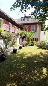 Swiss Art & Vine Pop-Up House - Image 1
