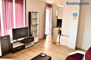 Central Apartment - Image 1
