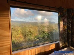 Renovated Boat House at Valentia Island Escape - Image 4