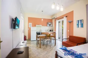 Scorpios Apartments - Image 1