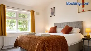 3 Bedroom Home, Doncaster Contractor Stays, Family Stays, Close to M18 with Free Parking - Image 2