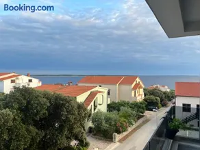 Clear Water Apartment - Sea View - Image 2