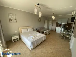 Home Apartments - Image 1