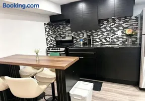 Fully Private Basement Suite Private Entrance Kitchen Bathroom Free Parking Near Oakwood Station TTC Hwy 401 - Image 4