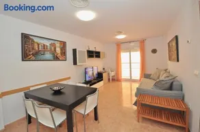 APARTAMENTO A PIE DE LA PLAYA - Image 1