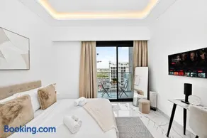 Azizi Riviera Gateway - Highest Floor Superior Apartment - Image 2