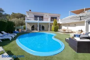 Tres Palmeras - Image 2