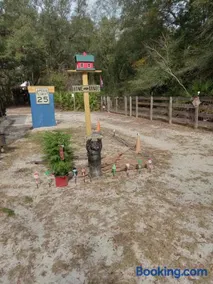Sky acres aka the tin cottage - Image 3