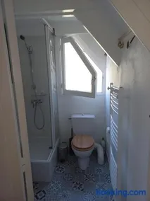 Charmant chalet Guzet avec cheminée, option draps - Les 4 Chouettes - Image 3