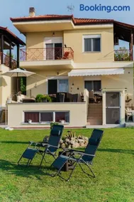 Villa de N.A.P.E - Image 3