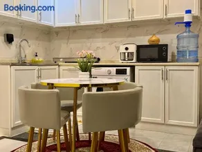 Luxury Accommodation Near Abu Dhabi Airport - Image 1
