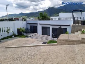 Casa Golondrinas Huayápam - Image 1