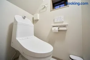 Iriya 10-min Walk Ueno 1 Stop 4BR 14 Guests - Image 3