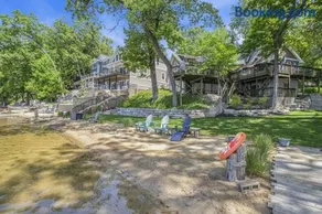 7 Bed Beachfront with Scenic Views Sister Lakes - Image 2