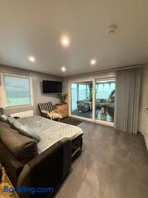 Deluxe Studio with Sauna and Jacuzzi - Adults only - Image 4