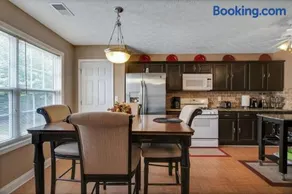 6BR Home • Spacious Yard + Grill • Peaceful Suburb - Image 3
