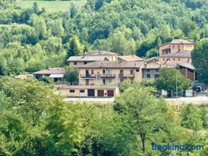 Panoramic apartment among the Oltrepò vineyards - Image 4