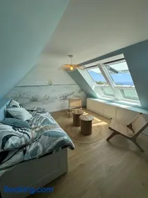 Maison rénovée vue mer - Image 1