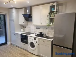 Beautiful newly renovated flat in Orpington - Image 4