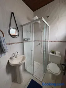 Casinha 100mts da praia, com piscina e 2 suítes com ar condicionado - Image 1