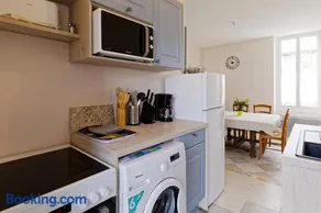En plein centre, jolie maison pour 6 avec jardin - Image 2