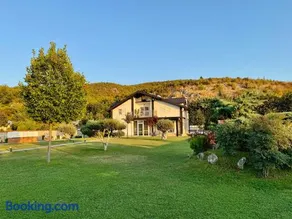 Villa Kadeli - Image 1