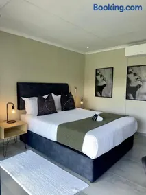 SUumthing Private GuestHouse - Image 4