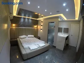 Motel Tenda - Image 2
